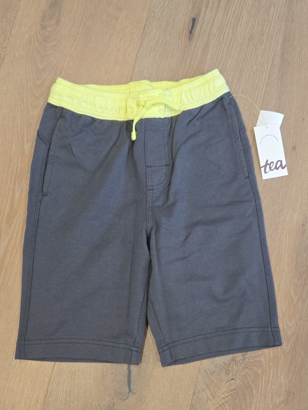 NWT Tea Collection Boys Sz 7 Boardies Surf Shorts